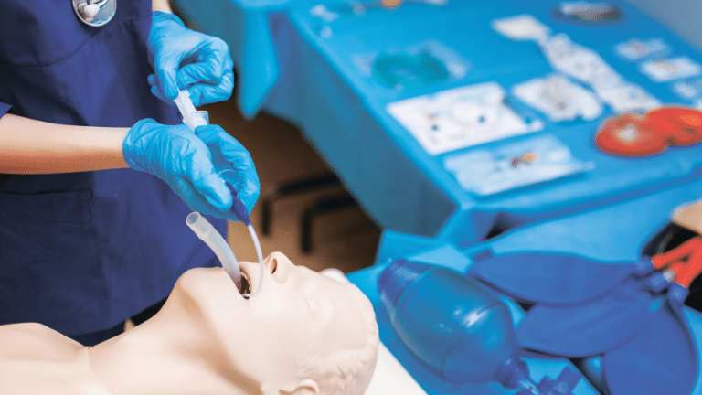 ACLS for Dentists: An Essential Skill in Emergencies