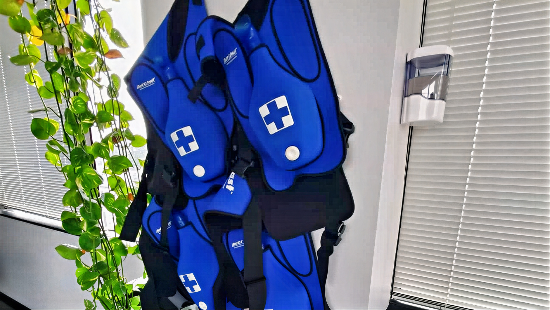 n-2-e1763723191890_LE_upscale_prime_light_ai_100_tone_enhance_50_color_enhance_50